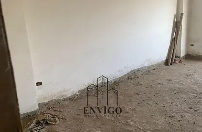 شقة - 3 غرف نوم - 1 حمام للبيع في شارع الميثاق - الحي العاشر - مدينة نصر - القاهرة