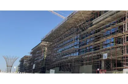 مساحات مكتبية - استوديو - 2 حمامات للبيع في جولدن جيت - شارع التسعين الجنوبي - التجمع الخامس - مدينة القاهرة الجديدة - القاهرة