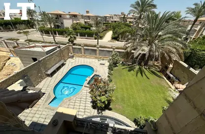 Villa - 4 Bedrooms - 4 Bathrooms for sale in Royal City - Sheikh Zayed Compounds - Sheikh Zayed City - Giza