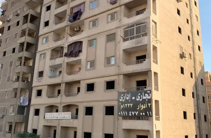 Apartment - 3 Bedrooms - 2 Bathrooms for sale in Al Gazaer St. - New Maadi Extension - Hay El Maadi - Cairo