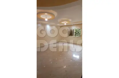 شقة - 4 غرف نوم - 1 حمام للبيع في مصر الجديدة - القاهرة