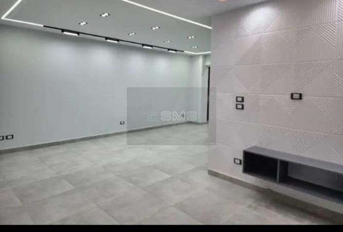 8020791 - Property Main Image