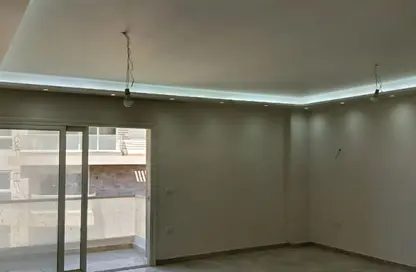 شقة - 3 غرف نوم - 3 حمامات للبيع في حديقة النادي - كمبوندات التجمع الخامس - التجمع الخامس - مدينة القاهرة الجديدة - القاهرة