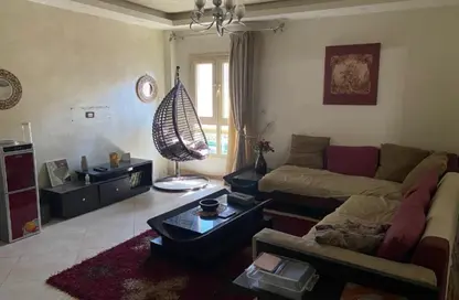 شقة - 3 غرف نوم - 2 حمامات للايجار في شارع مصطفي النحاس - المنطقة السادسة - مدينة نصر - القاهرة