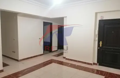 Apartment - 2 Bedrooms - 2 Bathrooms for sale in Ahmed Al Zomor St. - 9th Zone - Nasr City - Cairo