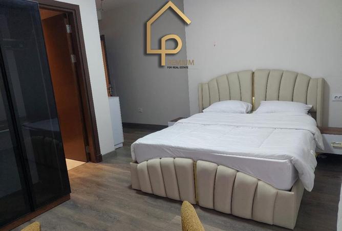 8183987 - Property Image 2