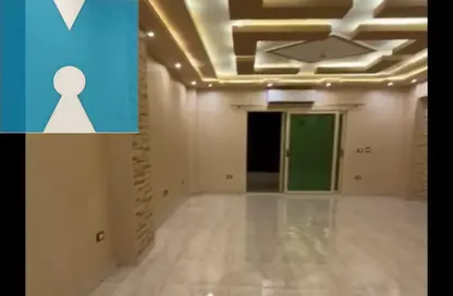 شقة - 3 غرف نوم - 2 حمامات للايجار في الحي السادس عشر - الشيخ زايد - الجيزة