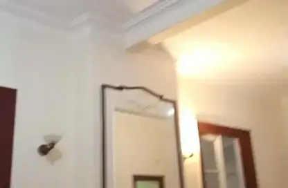 شقة - 3 غرف نوم - 2 حمامات للايجار في وسط البلد - وسط القاهرة - القاهرة