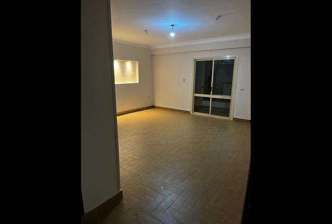 7912389 - Property Main Image