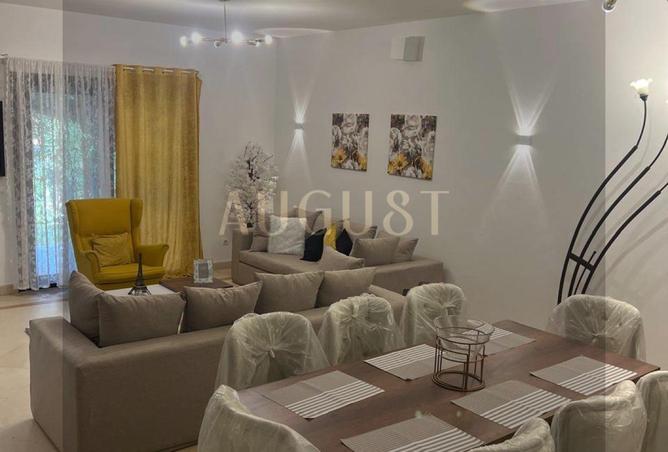 8061602 - Property Image 2