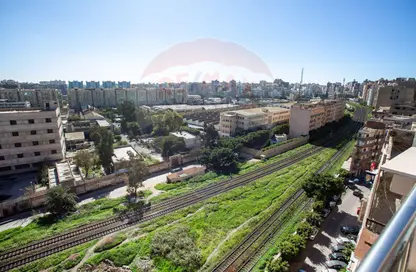 شقة - 3 غرف نوم - 2 حمامات للبيع في كفر عبده - رشدي - حي شرق - الاسكندرية