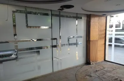 Retail - Studio - 1 Bathroom for rent in Nile St. - Dokki - Giza