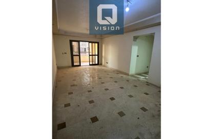 Apartment - 3 Bedrooms - 1 Bathroom for rent in Zahraa El Maadi - Hay El Maadi - Cairo