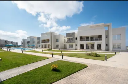 Chalet - 3 Bedrooms - 2 Bathrooms for sale in Sea View - Ras Al Hekma - North Coast