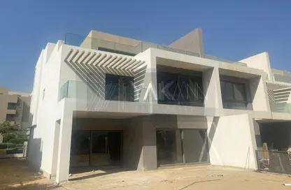 تاون هاوس - 4 غرف نوم - 4 حمامات للبيع في فيفث سكوير - التجمع الخامس - مدينة القاهرة الجديدة - القاهرة