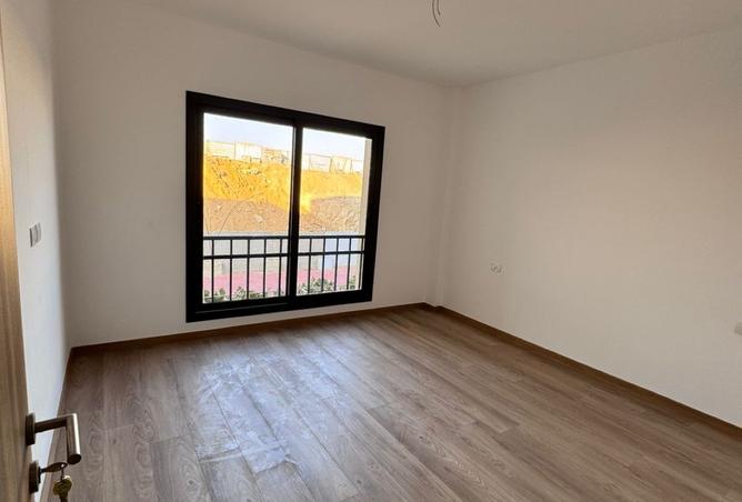 8218964 - Property Image 2