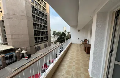 Office Space - Studio - 2 Bathrooms for rent in Nile St. - Dokki - Giza
