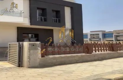 منزل مزدوج - 4 غرف نوم - 5 حمامات للبيع في مدينة وصال - كمبوندات الشروق - مدينة الشروق - القاهرة