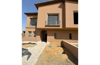 Townhouse - 4 Bedrooms - 4 Bathrooms for sale in Village West - Sheikh Zayed Compounds - Sheikh Zayed City - Giza