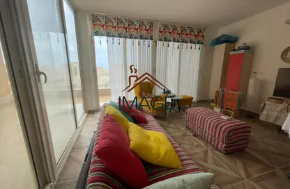 شاليه - 4 غرف نوم - 5 حمامات للبيع في سي شيل - سيدي عبد الرحمن - الساحل الشمالي