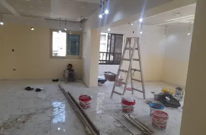 شقة - 3 غرف نوم - 2 حمامات للبيع في شارع السودان - المهندسين - الجيزة