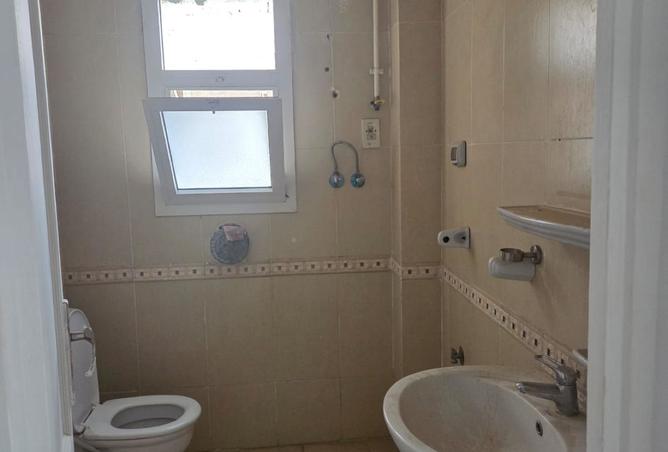 8220498 - Property Image 3