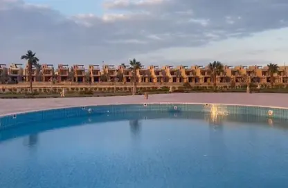 Chalet - 2 Bedrooms - 2 Bathrooms for sale in Cape Bay Sokhna - Al Ain Al Sokhna - Suez