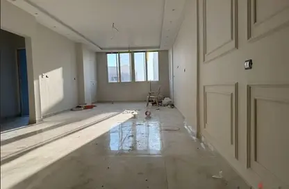 Apartment - 3 Bedrooms - 2 Bathrooms for sale in Al Andalus District - New Cairo City - Cairo