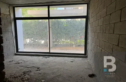 Apartment - 2 Bedrooms - 2 Bathrooms for sale in Lake View Residence - 5th Settlement Compounds - The 5th Settlement - New Cairo City - Cairo
