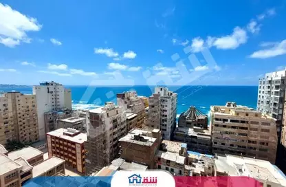 شقة - 3 غرف نوم - 2 حمامات للبيع في شارع الاقصر - كليوباترا - حي شرق - الاسكندرية