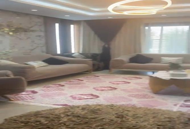 8400695 - Property Image 2