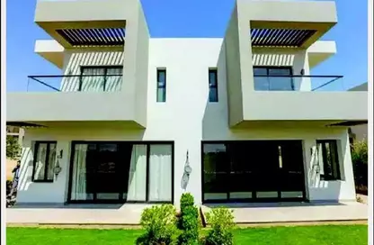 Villa - 4 Bedrooms - 3 Bathrooms for sale in Silva Compound - Sheikh Zayed Compounds - Sheikh Zayed City - Giza
