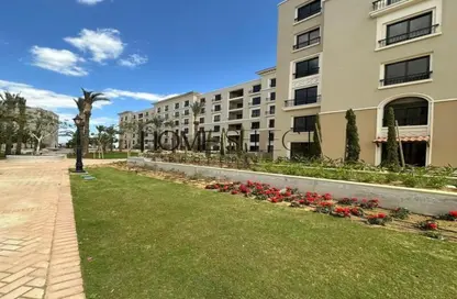 Apartment - 2 Bedrooms - 2 Bathrooms for sale in Village West - Sheikh Zayed Compounds - Sheikh Zayed City - Giza