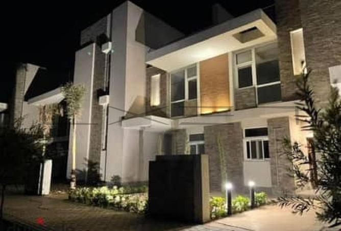 8332930 - صورة العقار 2