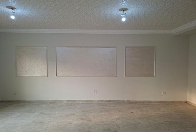 8218515 - Property Image 2