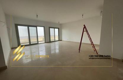 Apartment - 3 Bedrooms - 3 Bathrooms for rent in The Fourteen Golf Residences - Uptown Cairo - Mokattam - Cairo