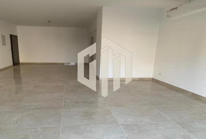 8081590 - Property Image 2