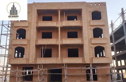 Apartment - 4 Bedrooms - 2 Bathrooms for sale in Bait Alwatan - The 5th Settlement - New Cairo City - Cairo