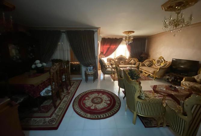 8211456 - Property Image 2