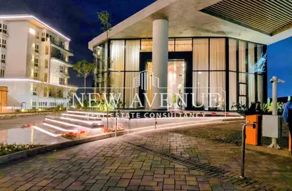 iVilla - 3 Bedrooms - 3 Bathrooms for sale in Lagoon Beach Park - 5th Settlement Compounds - The 5th Settlement - New Cairo City - Cairo