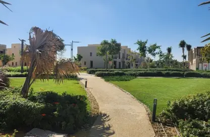 منزل مزدوج - 5 غرف نوم - 4 حمامات للبيع في أو ويست - كمبوندات 6 أكتوبر - مدينة 6 أكتوبر - الجيزة