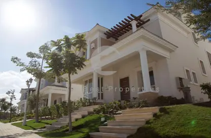 Townhouse - 4 Bedrooms - 4 Bathrooms for sale in Stei8ht - The 1st Settlement - New Cairo City - Cairo