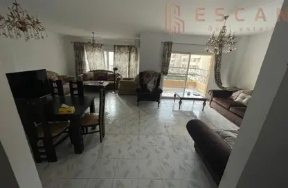 Apartment - 3 Bedrooms - 3 Bathrooms for sale in Om Kalthoum St. - Rehab City Third Phase - Al Rehab - New Cairo City - Cairo