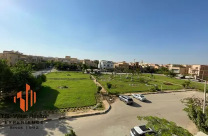 Villa - 4 Bedrooms - 5 Bathrooms for sale in Yasmine compound - 6 October Compounds - 6 October City - Giza