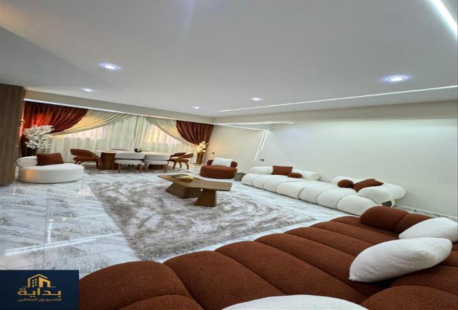 8421543 - Property Image 3