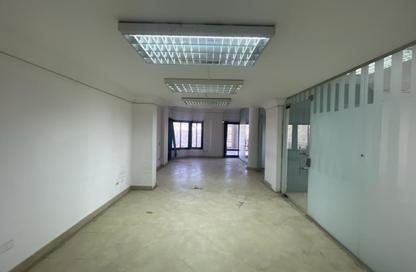 Office Space - Studio - 3 Bathrooms for rent in Al Laselky St. - El Laselky - New Maadi - Hay El Maadi - Cairo