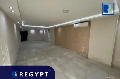 Office Space - Studio - 2 Bathrooms for rent in Zahraa Al Maadi Tunnel - Degla - Hay El Maadi - Cairo