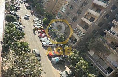 شقة - 3 غرف نوم - 2 حمامات للبيع في شارع هشام لبيب - المنطقة الثامنة - مدينة نصر - القاهرة