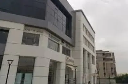 عيادة - استوديو للبيع في مول سيلفر جيت - الحي الثاني عشر - الشيخ زايد - الجيزة