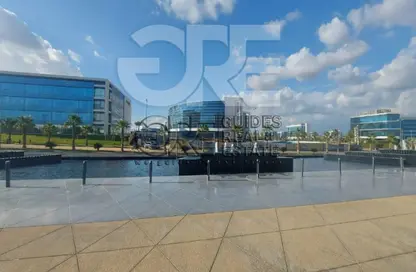 مساحات مكتبية - استوديو - 8 حمامات للايجار في القرية الذكية - طريق مصر اسكندرية الصحراوي - مدينة 6 أكتوبر - الجيزة